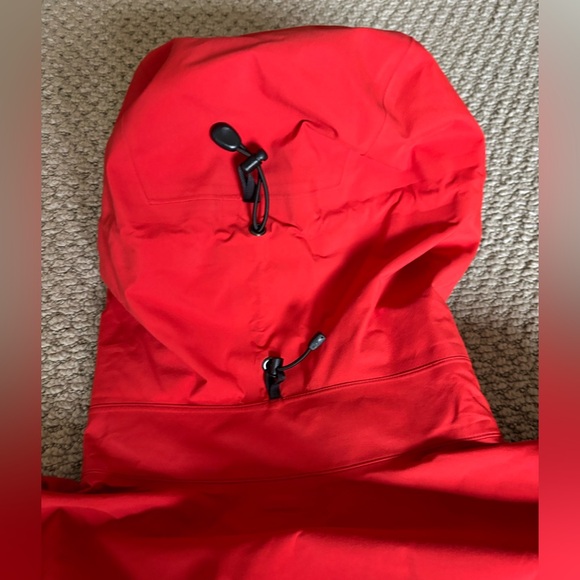 Arc’teryx Gore-Tex ProShell women’s jacket - Picture 8 of 8